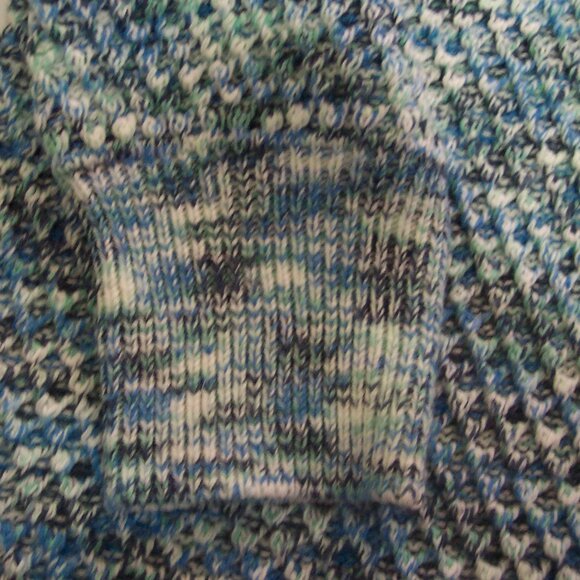 MATERNITY WINTER SWEATER - Picture 3 of 6